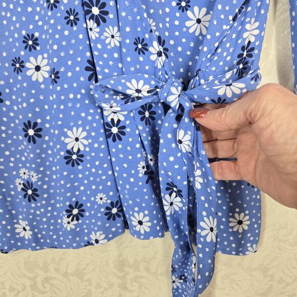 Talbots Poet Sleeve Faux Wrap Top sz L Blue White Flowers Dots Boho - Picture 5 of 15